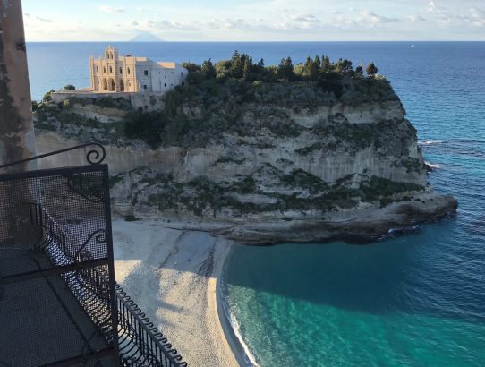 Tropea und der Stromboli grüßen!